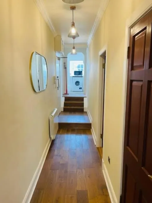 Stunning Royal Mile 2 Bedroom Apartment Edinburgh 0*,  Birleşik Krallık